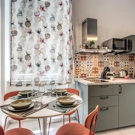 Nextstoppignasecca *