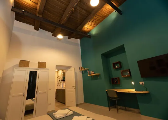 Nextstoppignasecca *