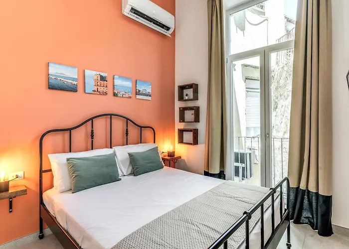 Nextstoppignasecca 나폴리