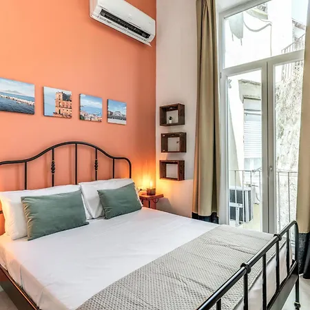 Nextstoppignasecca Neapol